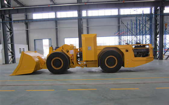 Tunneling Load Haul Dump Machine Underground LHD With Four Wheel Drive