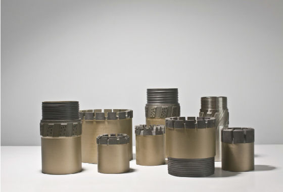 Pedazos y exprimidor impregnados de la base del diamante con HQ PQ del modelo AQ BQ NQ