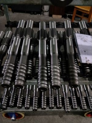 Capture 1838ME/LO y Cop1550 T38 - adaptador de la caña del taladro de 525 milímetros para el proceso de la forja de la trainera de la roca