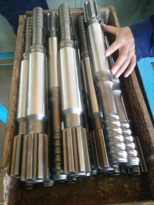 Hilo de alta resistencia R32/R28 del adaptador de la caña del taladro para el banco Drillin